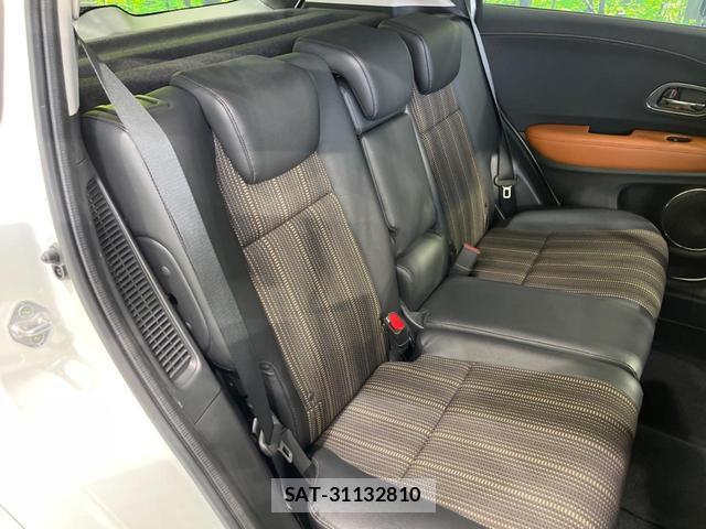 Honda VEZEL 2015-01 8856596-8