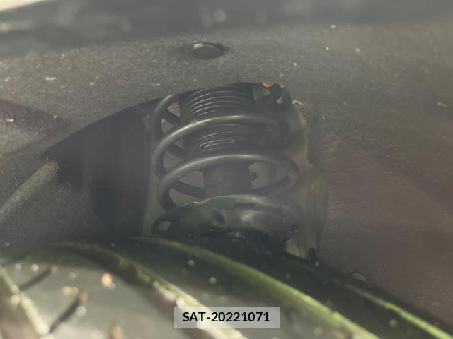 Honda VEZEL 2017-06 8856597-19