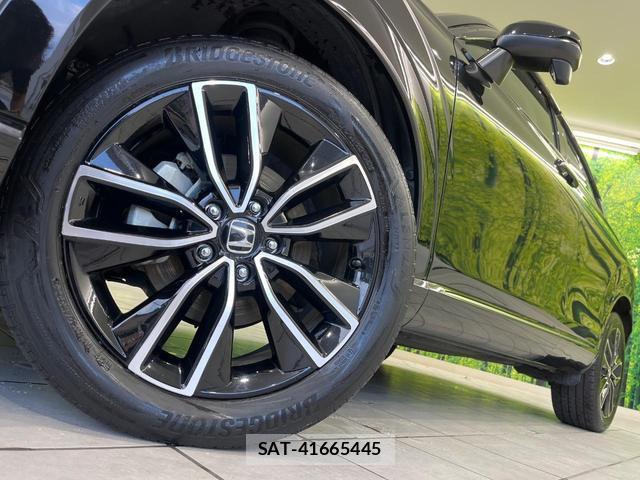 Honda VEZEL 2023-11 8856680-12