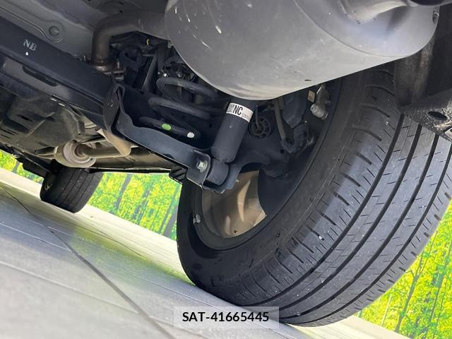 Honda VEZEL 2023-11 8856680-19