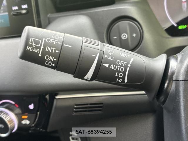 Honda VEZEL 2025-07 8856906-16