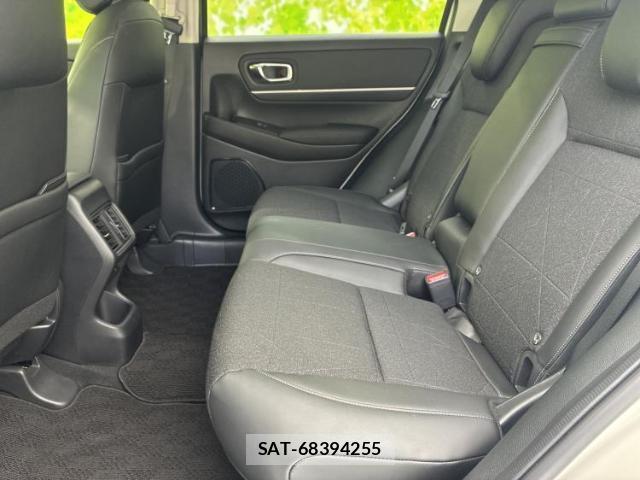 Honda VEZEL 2025-07 8856906-6