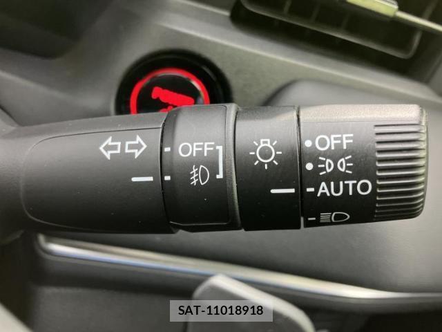 Honda VEZEL 2024-04 8856995-15