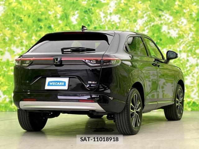 Honda VEZEL 2024-04 8856995-2