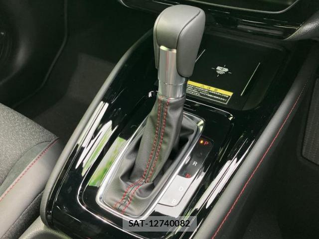 Honda VEZEL 2026-06 8857072-17