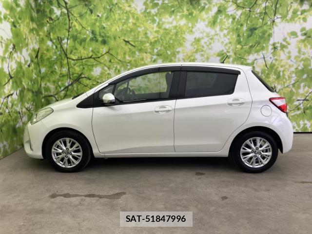 Toyota VITZ 2018-09 8853962-1