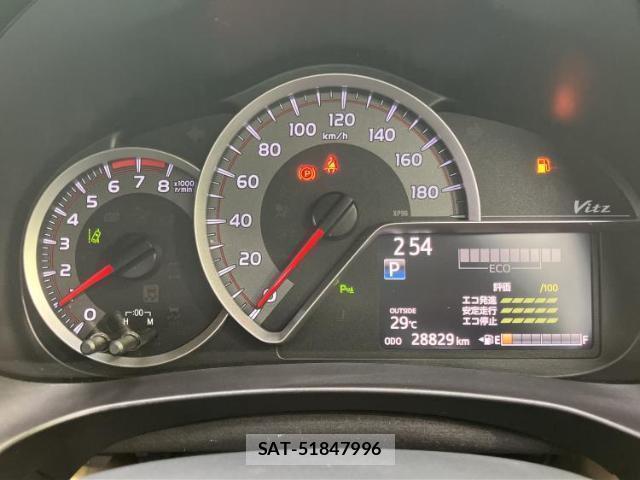 Toyota VITZ 2018-09 8853962-13