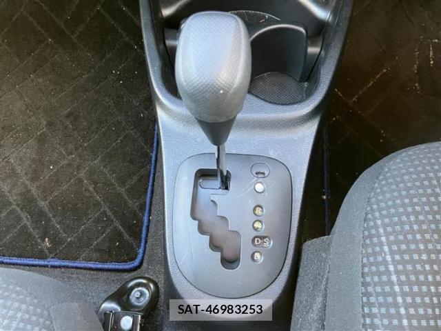 Toyota VITZ 2019-03 8854290-11