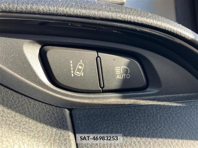 Toyota VITZ 2019-03 8854290-8