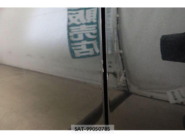 Toyota VITZ 2017-03 8855722-11