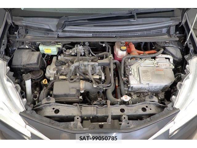 Toyota VITZ 2017-03 8855722-7