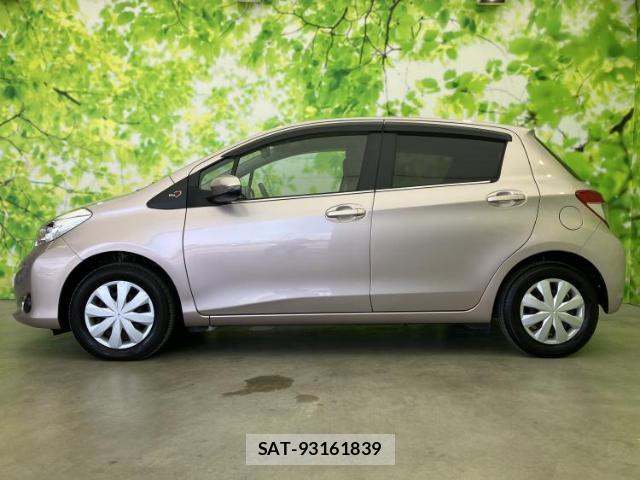 Toyota VITZ 2011-05 8856007-1