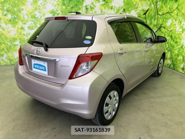 Toyota VITZ 2011-05 8856007-2