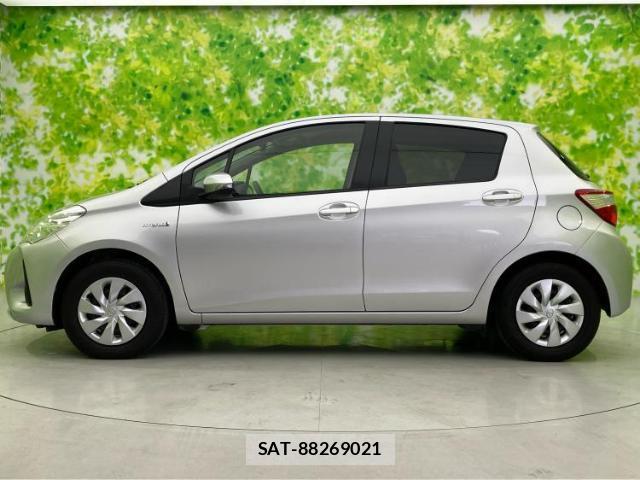Toyota VITZ 2017-10 8856860-1