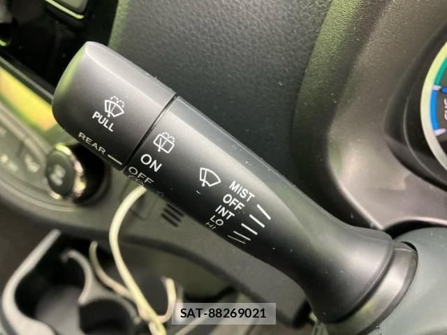 Toyota VITZ 2017-10 8856860-17