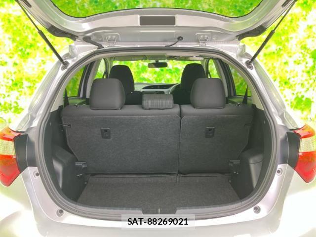 Toyota VITZ 2017-10 8856860-7