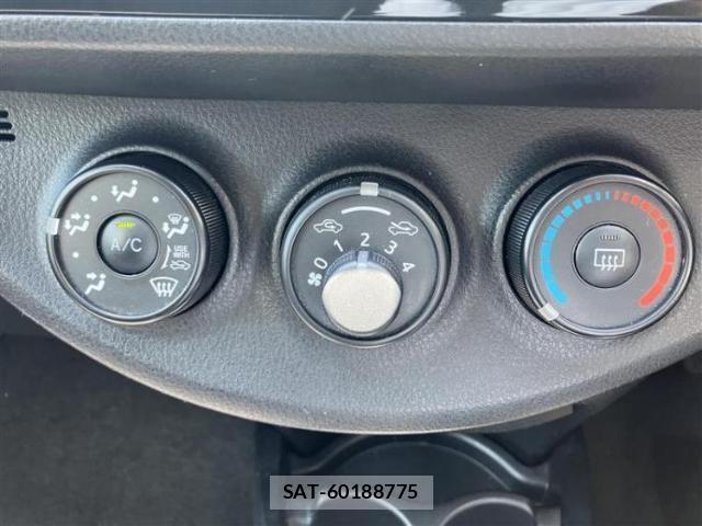 Toyota VITZ 2017-07 8856941-12