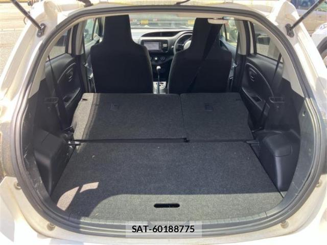 Toyota VITZ 2017-07 8856941-15