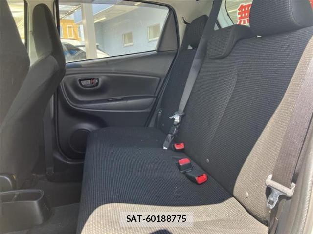 Toyota VITZ 2017-07 8856941-6