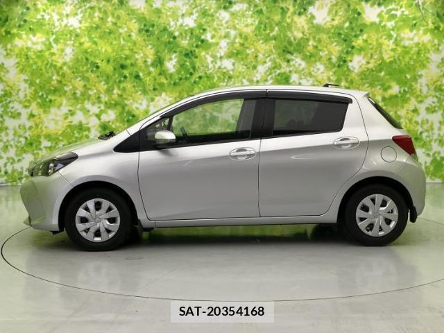Toyota VITZ 2017-01 8857038-1