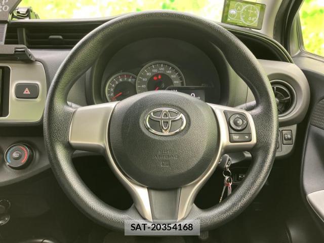 Toyota VITZ 2017-01 8857038-16