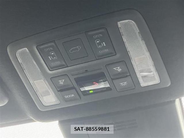 Toyota VOXY 2026-05 8853892-16