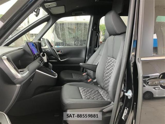 Toyota VOXY 2026-05 8853892-5