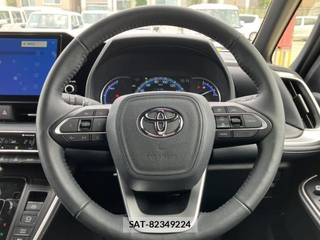 Toyota VOXY 2024-01 8853967-13