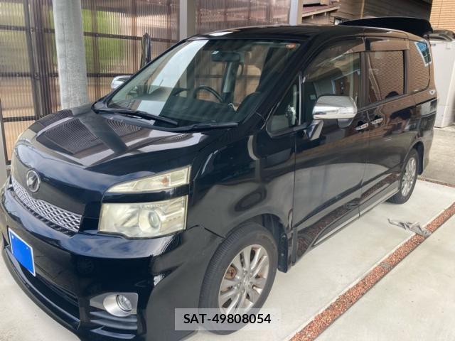 Toyota VOXY 2012-10 8854009-0