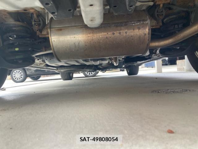 Toyota VOXY 2012-10 8854009-4