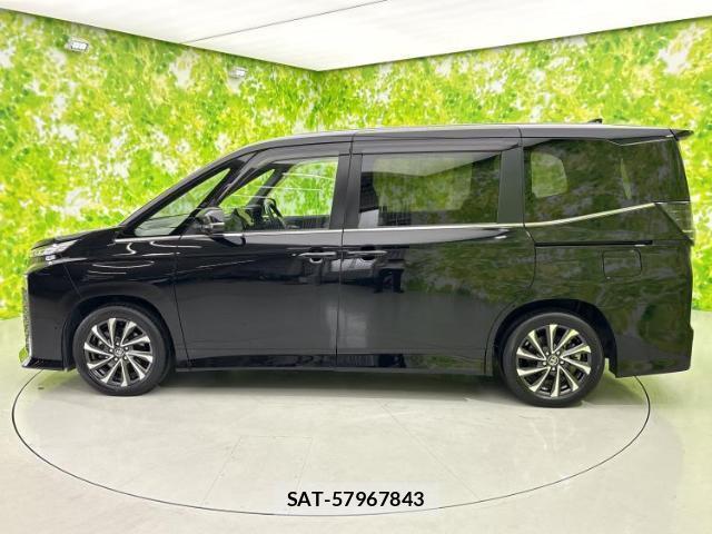 Toyota VOXY 2025-01 8854269-1