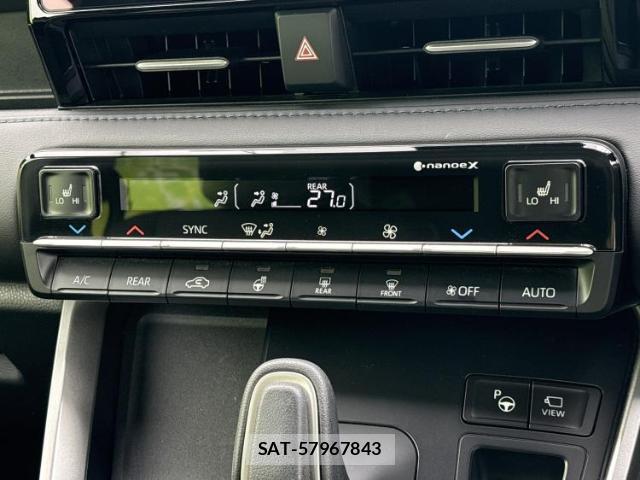 Toyota VOXY 2025-01 8854269-12