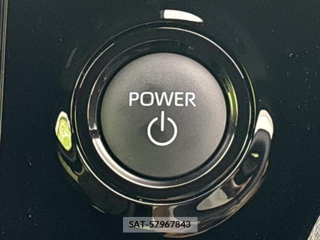 Toyota VOXY 2025-01 8854269-13