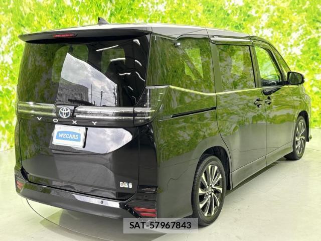 Toyota VOXY 2025-01 8854269-2