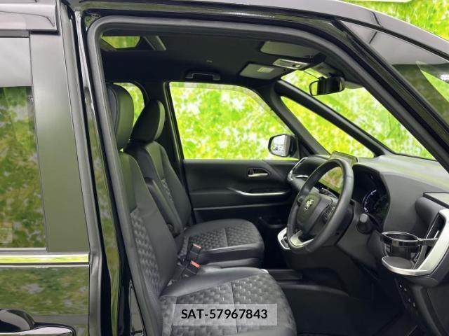 Toyota VOXY 2025-01 8854269-3