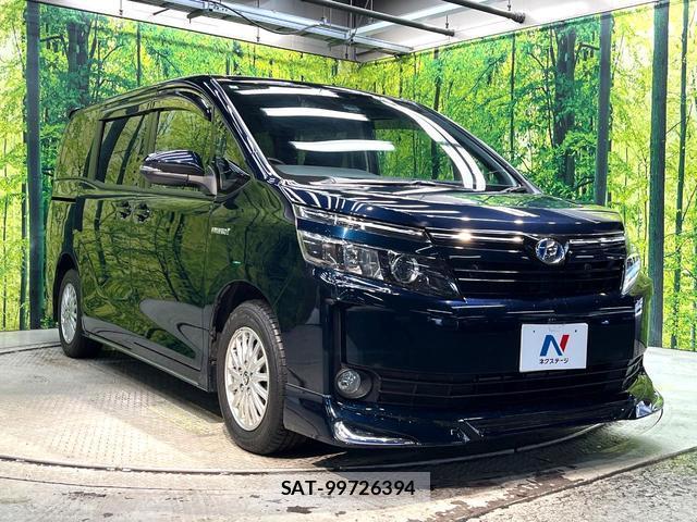 Toyota VOXY 2016-02 8854579-16