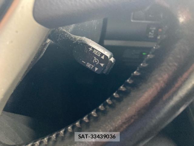 Toyota VOXY 2014-06 8854612-10