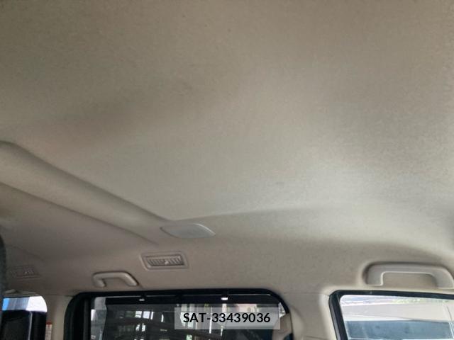 Toyota VOXY 2014-06 8854612-6