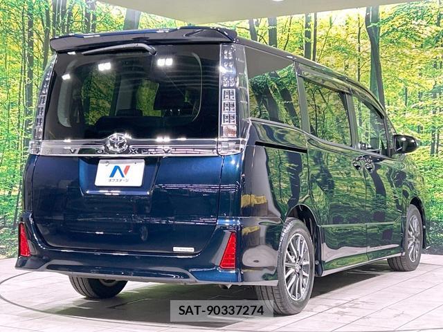 Toyota VOXY 2014-06 8854717-16
