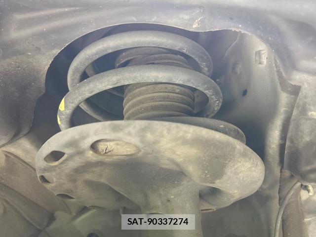 Toyota VOXY 2014-06 8854717-19