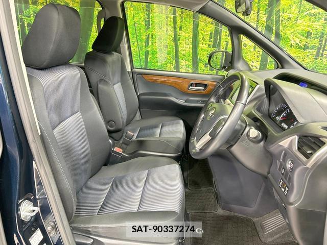 Toyota VOXY 2014-06 8854717-7