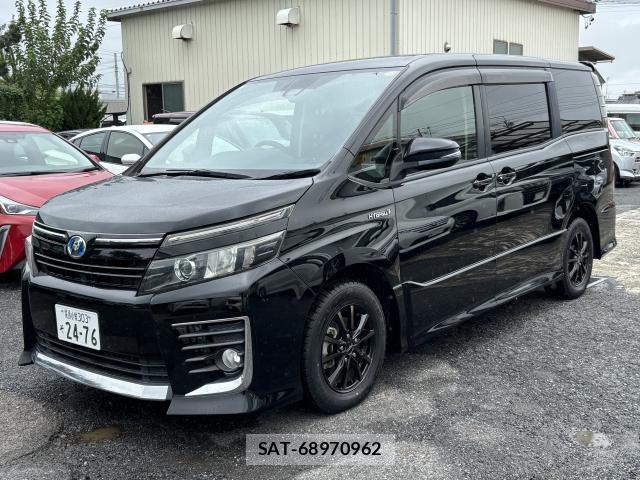 Toyota VOXY 2016-09 8854777-0