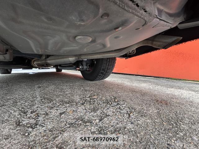 Toyota VOXY 2016-09 8854777-17