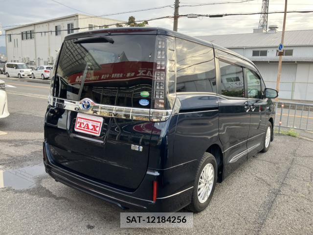 Toyota VOXY 2014-09 8854913-1