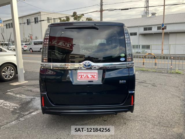 Toyota VOXY 2014-09 8854913-15