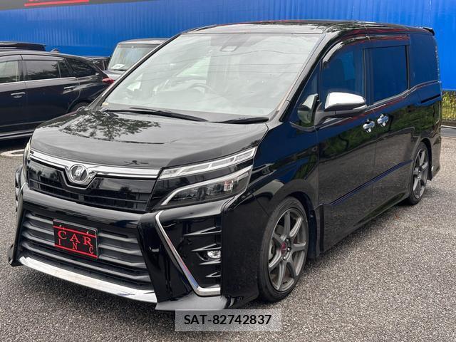 Toyota VOXY 2018-11 8854929-1