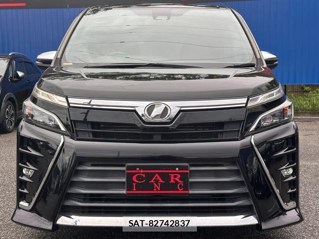 Toyota VOXY 2018-11 8854929-2