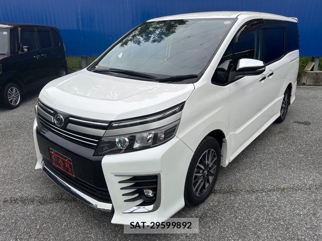 Toyota VOXY 2016-07 8854935-1