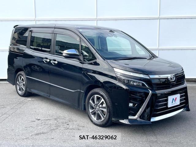 Toyota VOXY 2021-09 8854988-15