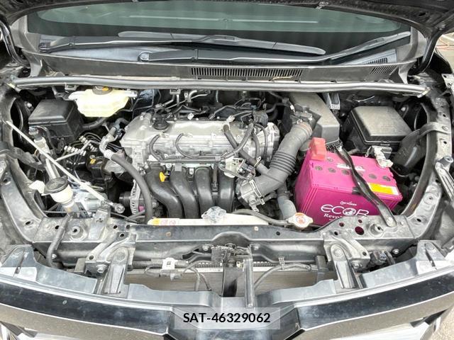 Toyota VOXY 2021-09 8854988-18